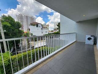 Wohnung zur Miete mit 4 Zimmer in Watthana, Bangkok