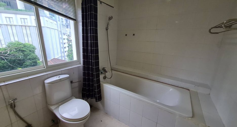 For rent 2 ベッドルーム condo in Watthana, Bangkok