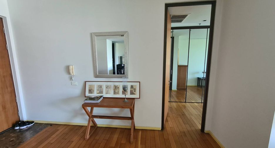 Wohnung zur Miete und zum Kauf mit 2 Zimmer in Khlong Toei, Bangkok