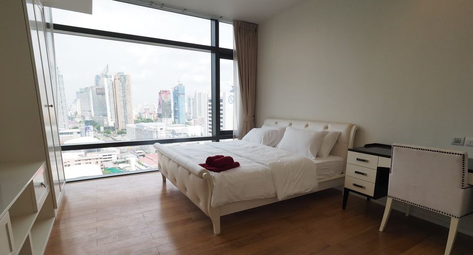 À louer 2 chambres condo à Watthana, Bangkok