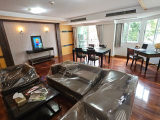 Condo en alquiler de 2 habitaciones en Khlong Toei, Bangkok