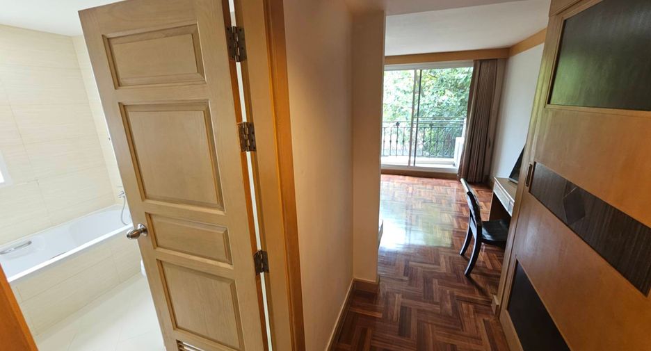 Condo en alquiler de 2 habitaciones en Khlong Toei, Bangkok