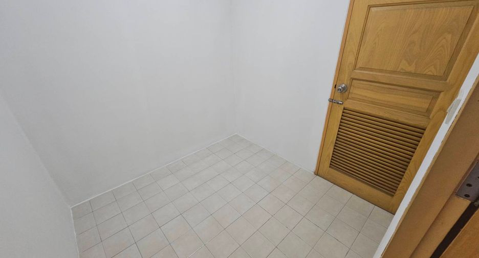 Condo en alquiler de 2 habitaciones en Khlong Toei, Bangkok