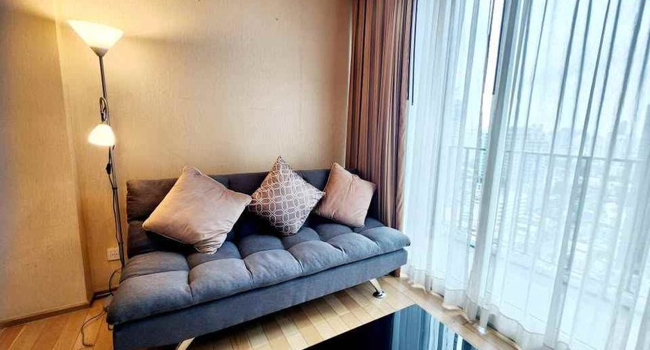 À louer et à vendre 1 chambre condo 