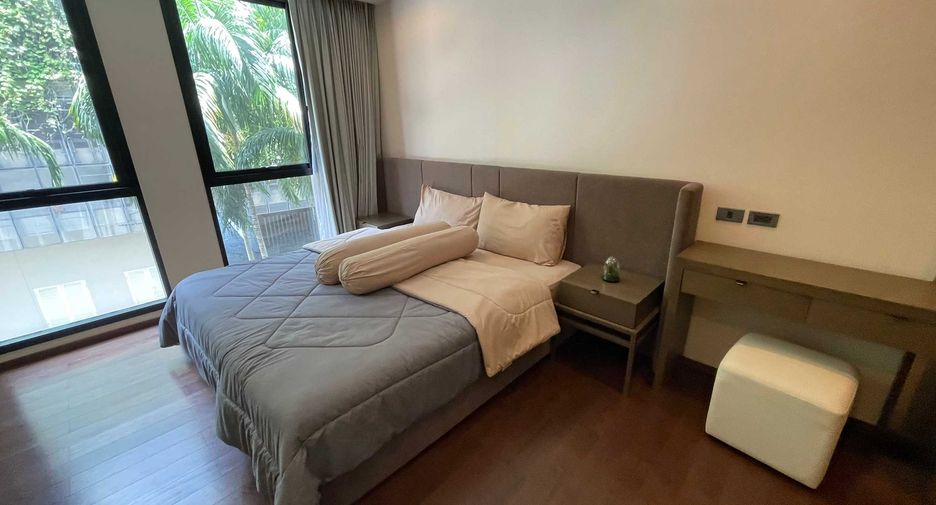 For rent and for sale 2 bedrooms condo in Sathon, Bangkok