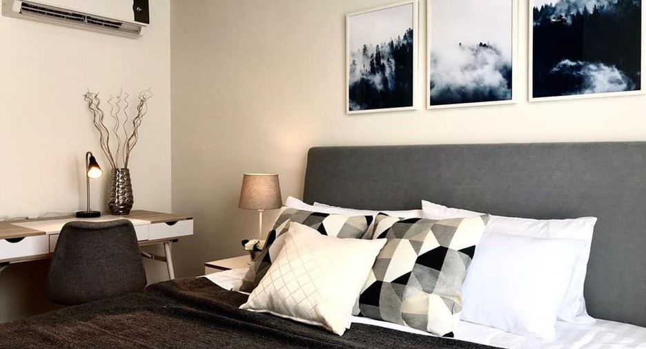 For rent 1 bed condo in Watthana, Bangkok