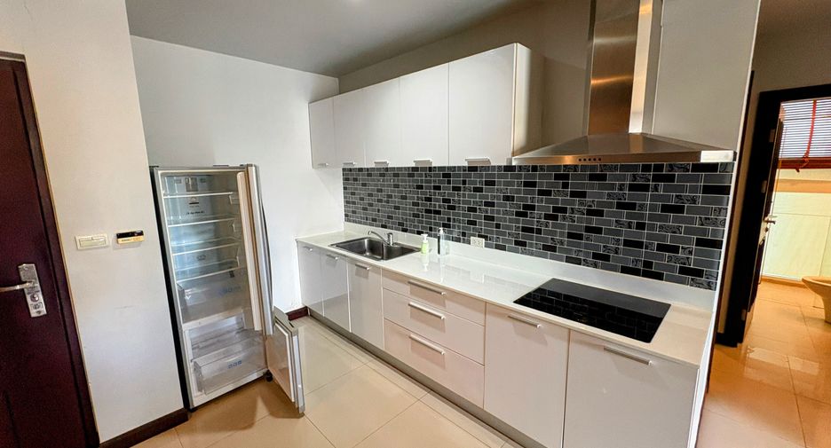Condo en alquiler de 2 habitaciones en Watthana, Bangkok