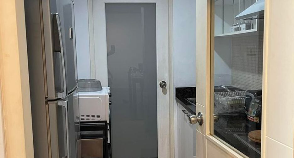 Condo en alquiler de 1 habitaciones en Khlong Toei, Bangkok