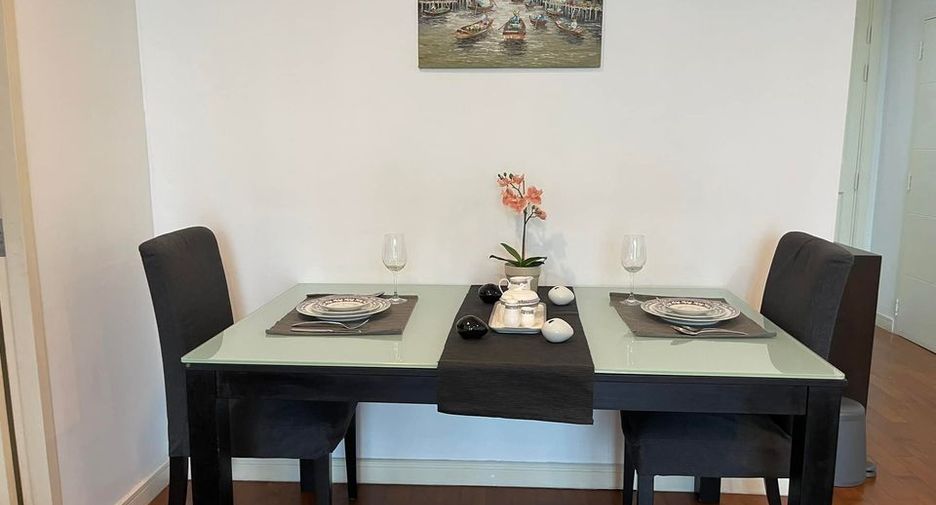 Condo en alquiler de 1 habitaciones en Khlong Toei, Bangkok