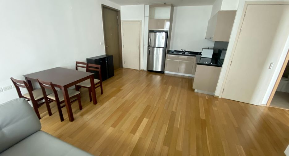 For rent 2 bedrooms condo 