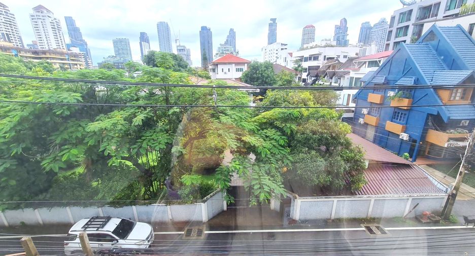 For rent 2 ベッドルーム condo in Khlong Toei, Bangkok