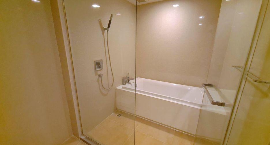 For rent 2 ベッドルーム condo in Khlong Toei, Bangkok
