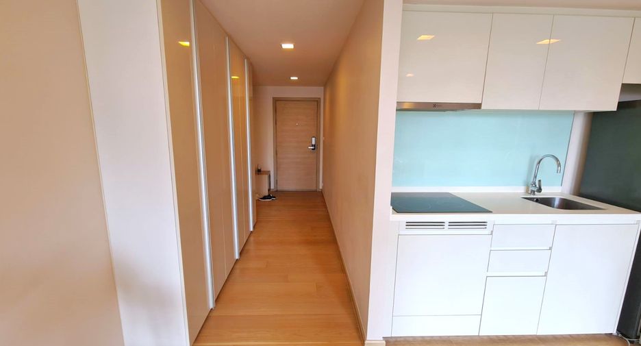 For rent 2 ベッドルーム condo in Khlong Toei, Bangkok