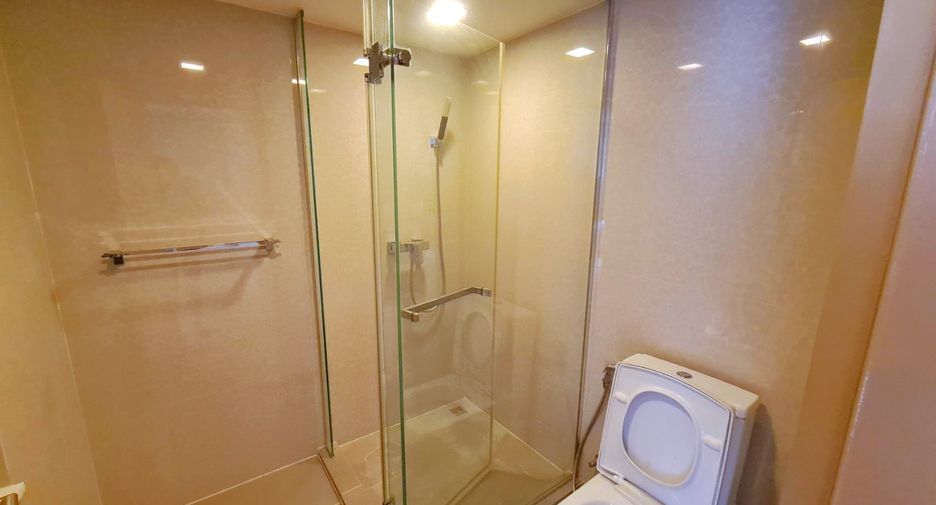 For rent 2 ベッドルーム condo in Khlong Toei, Bangkok