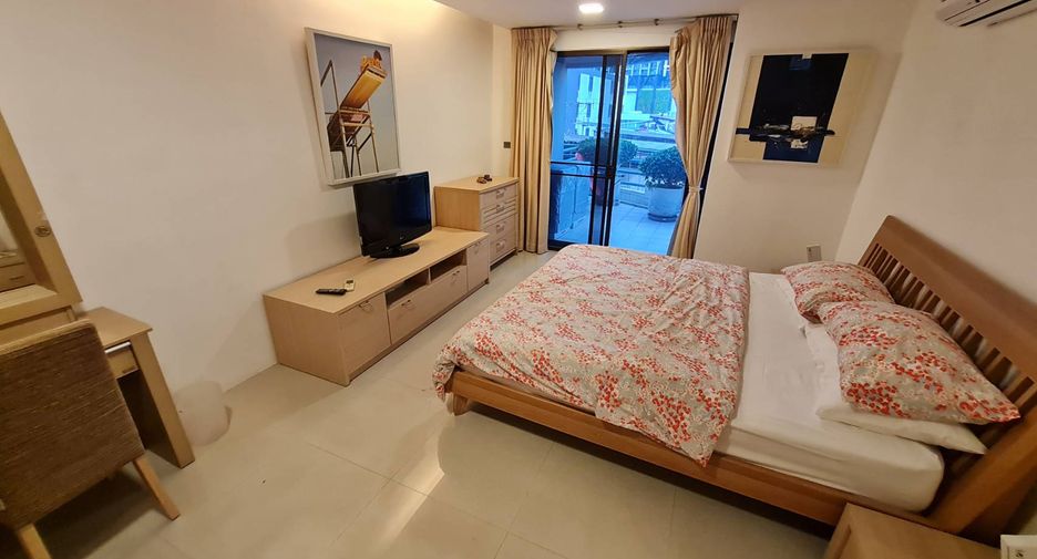 For rent 3 ベッドルーム condo in Sathon, Bangkok