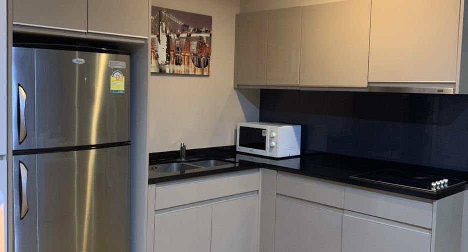 For rent 2 bedrooms condo 