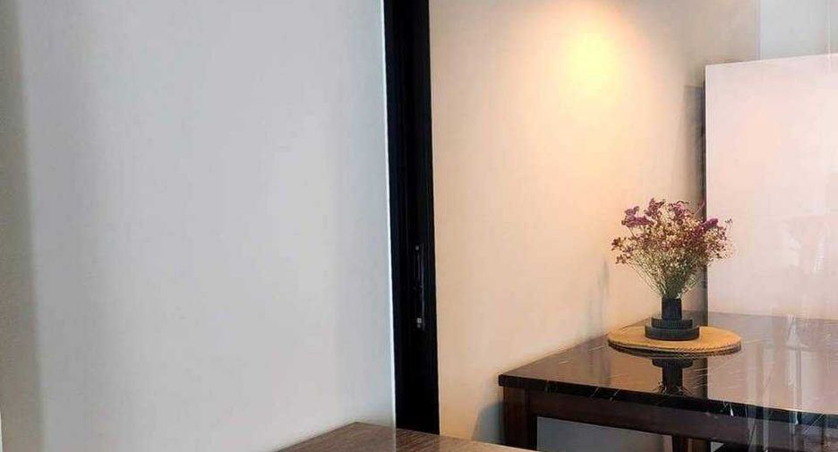 Wohnung zur Miete mit 1 Zimmer in Pathum Wan, Bangkok