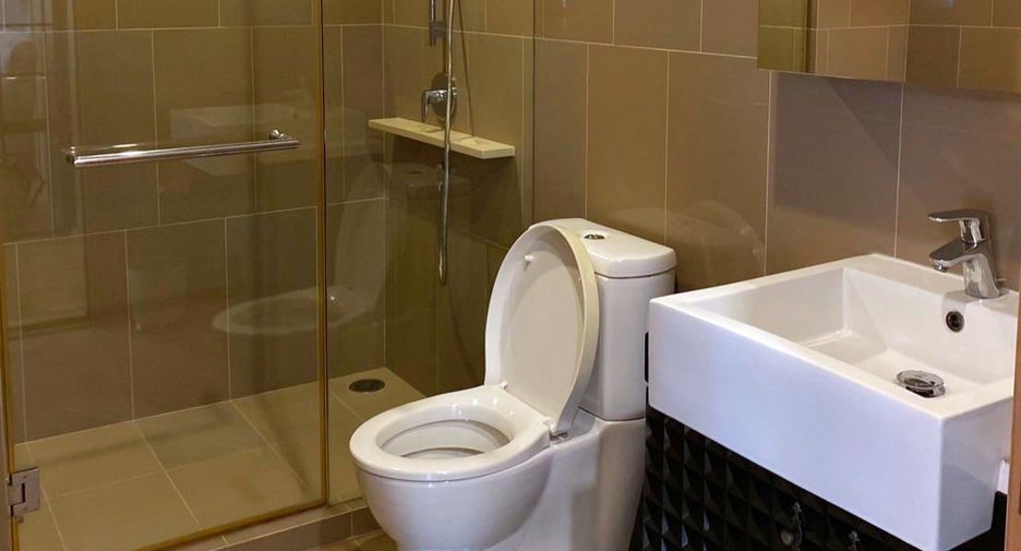 For rent 1 bed condo in Pathum Wan, Bangkok