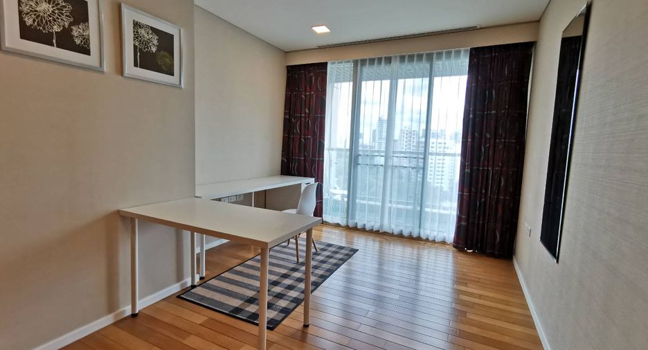 Wohnung zur Miete mit 2 Zimmer in Khlong Toei, Bangkok