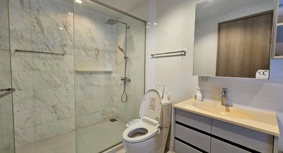 For rent 2 ベッドルーム condo in Watthana, Bangkok