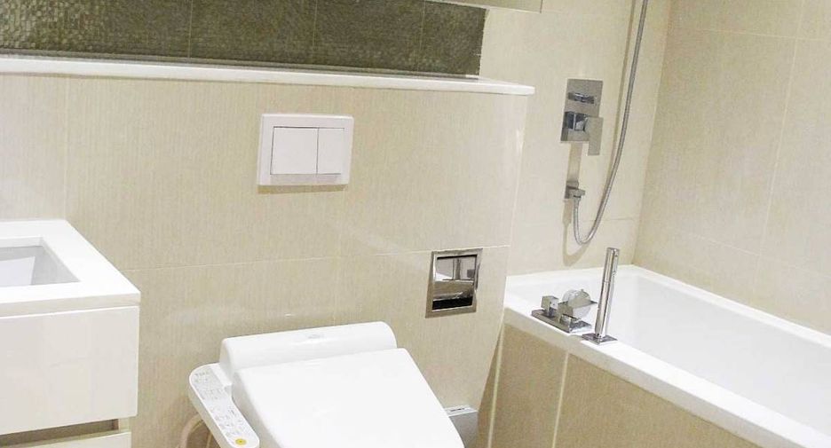 For rent and for sale 2 bedrooms condo in Watthana, Bangkok