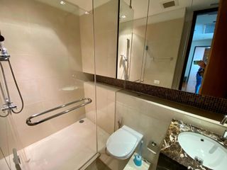 Condo en alquiler de 2 habitaciones en Khlong Toei, Bangkok