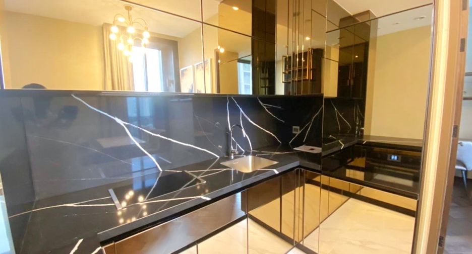 For rent 1 bed condo 