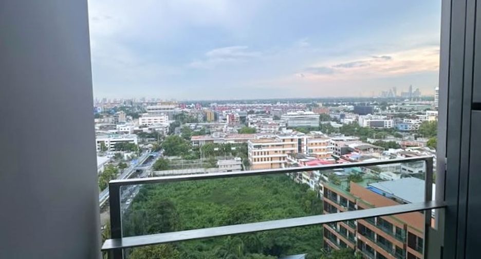 Condo en alquiler de 1 habitaciones en Khlong Toei, Bangkok