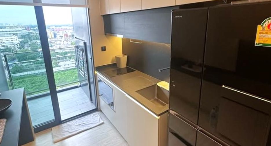Condo en alquiler de 1 habitaciones en Khlong Toei, Bangkok