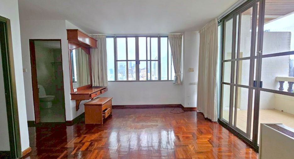 À louer 4 chambres condo à Khlong Toei, Bangkok