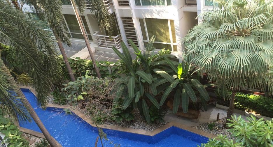 Condo en alquiler de 2 habitaciones en Khlong Toei, Bangkok