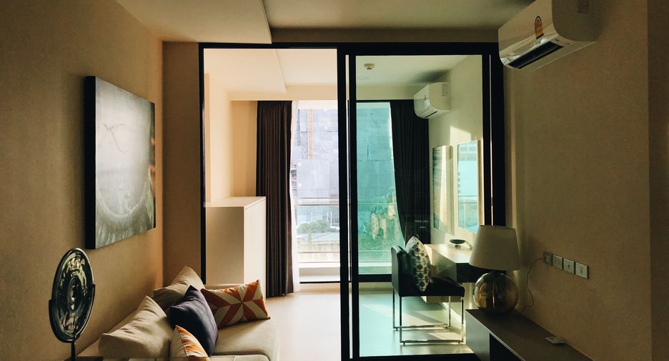 Condo en alquiler de 2 habitaciones 
