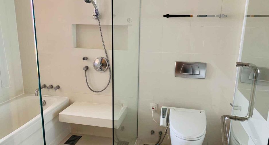 Condo en alquiler de 1 habitaciones en Khlong Toei, Bangkok