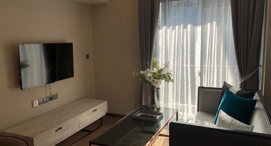 For rent and for sale 1 bed condo in Pathum Wan, Bangkok