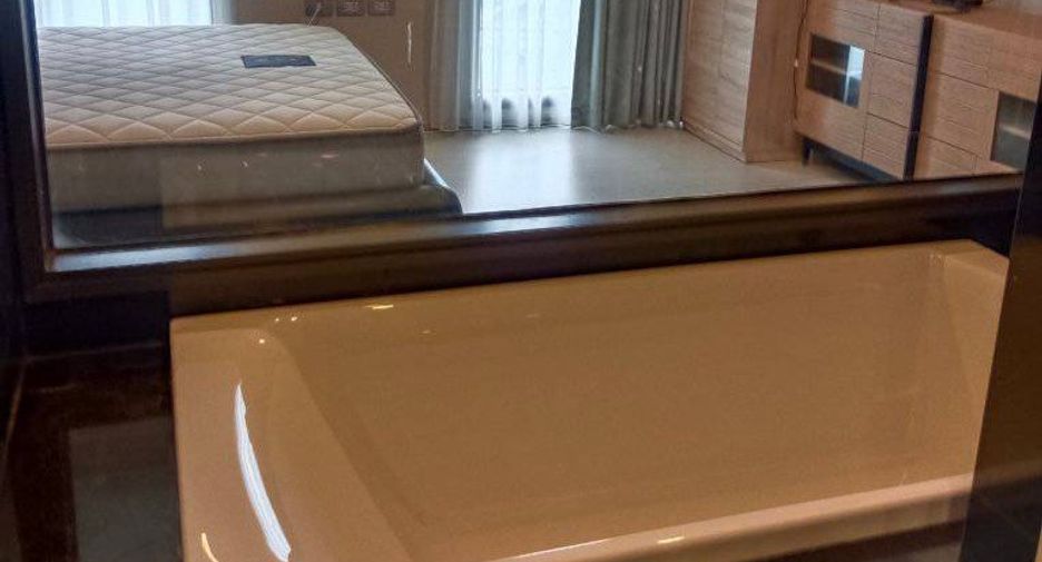 For rent and for sale 1 bed condo in Khlong Toei, Bangkok