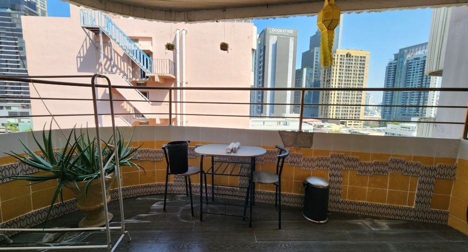 For rent 2 ベッドルーム condo in Khlong Toei, Bangkok