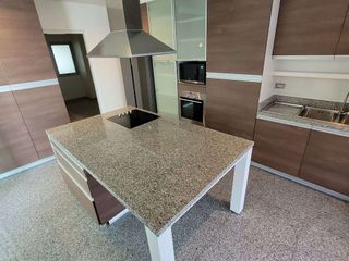 Condo en alquiler de 2 habitaciones en Watthana, Bangkok