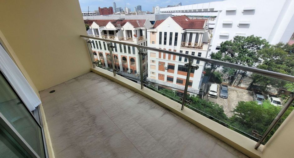 Condo en alquiler de 2 habitaciones en Watthana, Bangkok