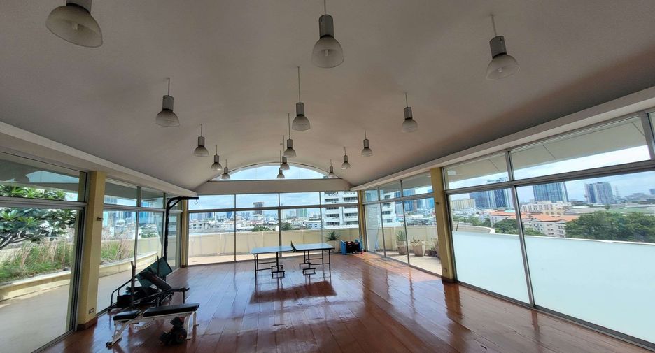 Condo en alquiler de 2 habitaciones en Watthana, Bangkok