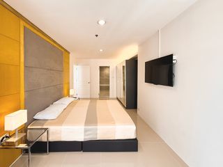 Wohnung zur Miete mit 4 Zimmer in Khlong Toei, Bangkok