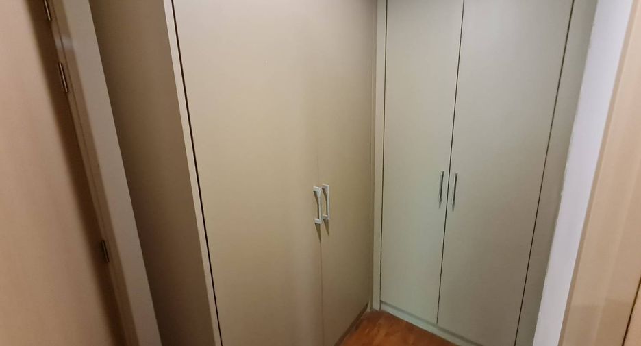For rent 2 bedrooms condo 
