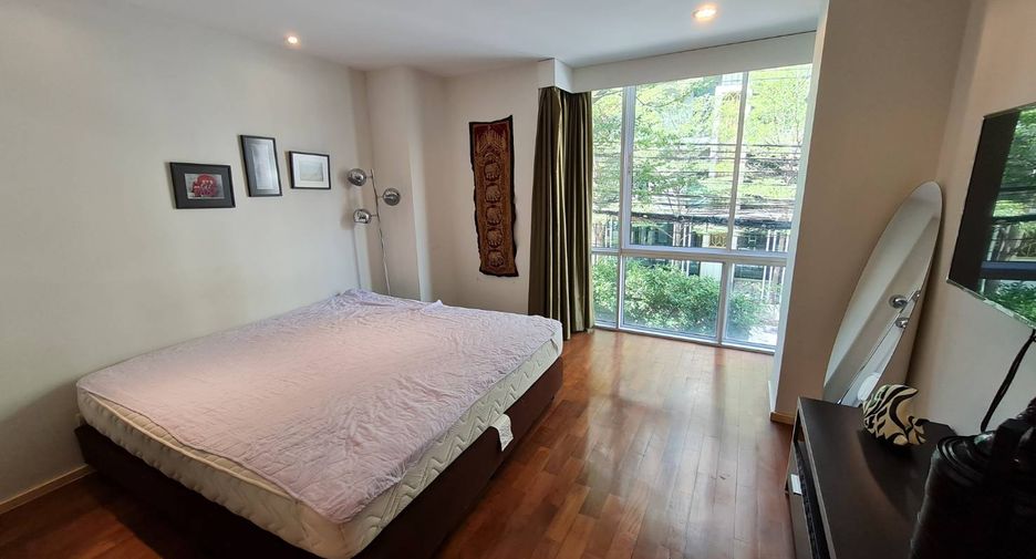 For rent 2 bedrooms condo 