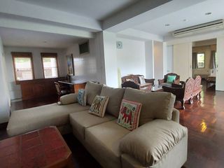Condo en alquiler de 3 habitaciones en Sathon, Bangkok