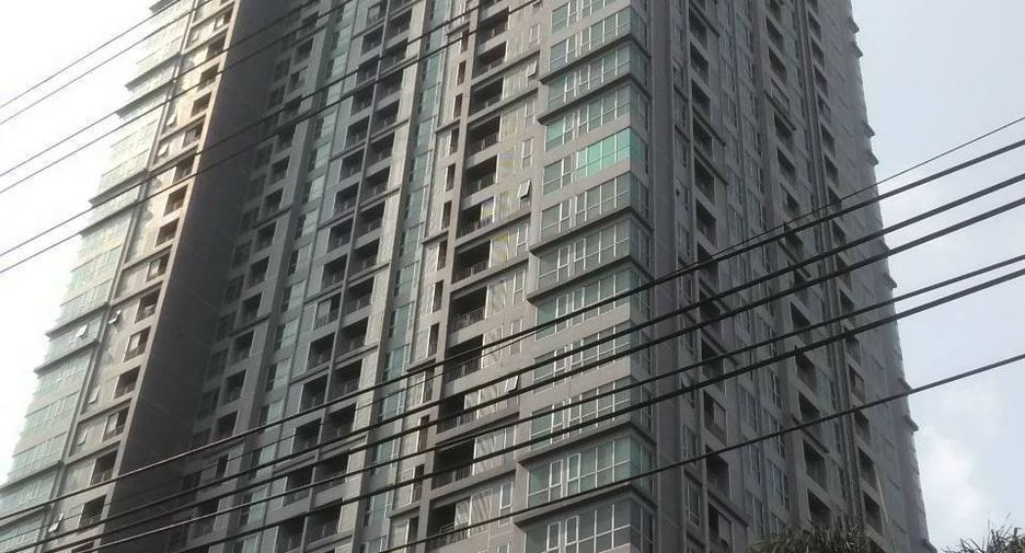 Condo en alquiler y en venta de 1 habitaciones en Watthana, Bangkok