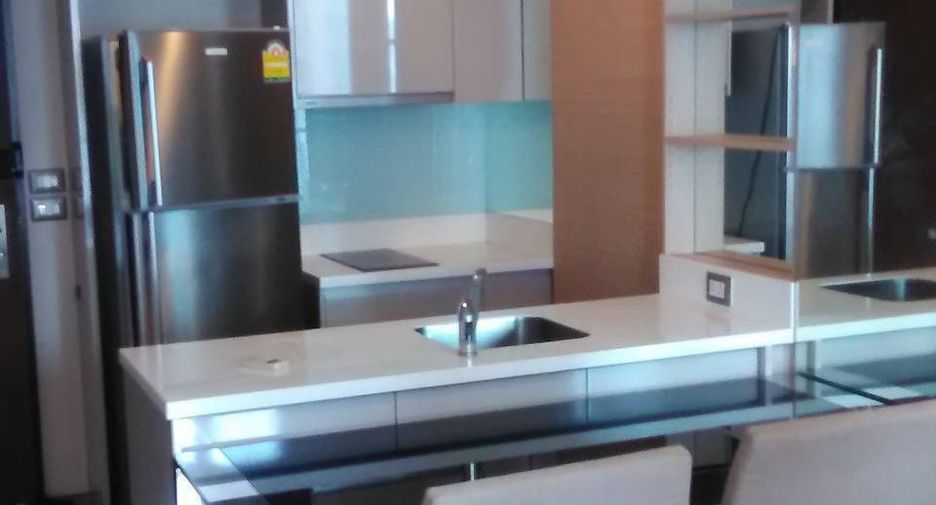 Condo en alquiler y en venta de 1 habitaciones en Watthana, Bangkok