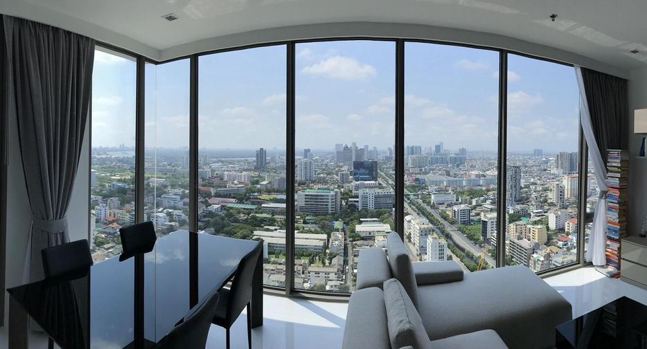 For rent 2 bedrooms condo 
