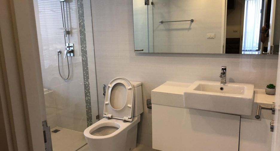 For rent 2 bedrooms condo 