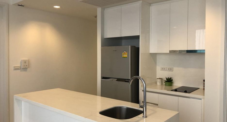 For rent 2 bedrooms condo 