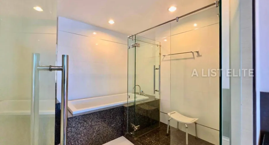 For sale 1 Beds condo 