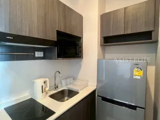 À vendre 1 chambre condo à Si Racha, Chonburi
